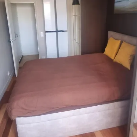 דירה Bel Appartement, Ideal Pour Visiter Paris, Et Du Parc Floral